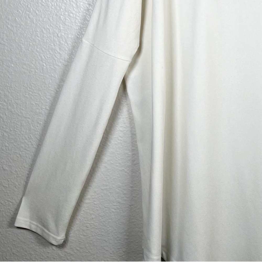 Umgee New Asymmetrical Hem Top - image 4